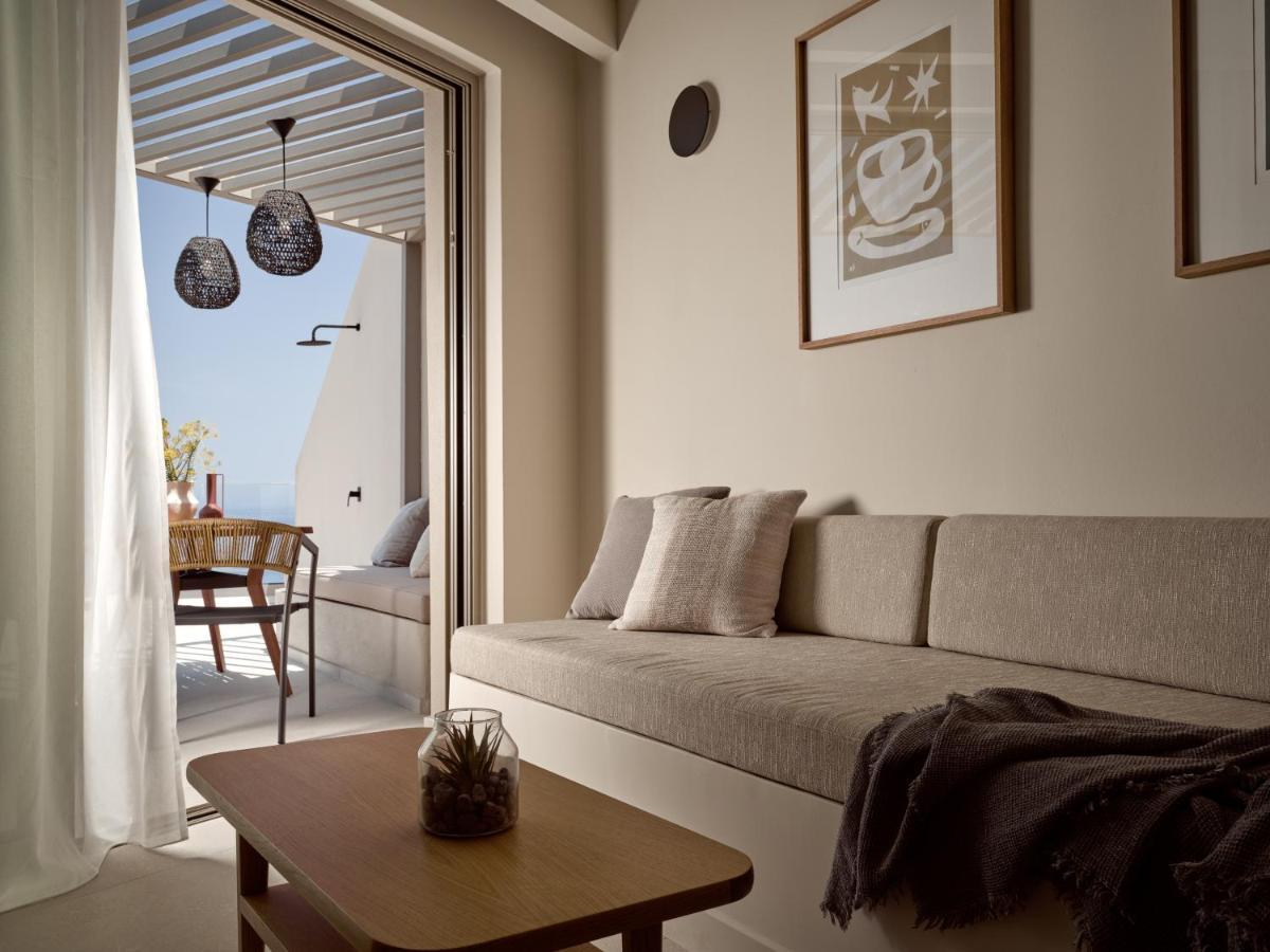Yoma Cove Suites Volímai Zewnętrze zdjęcie